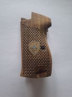 Nussbaum Griffschalen für die Sig P210