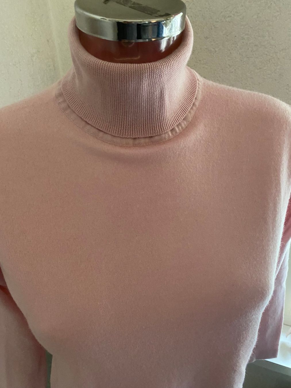 Pullover & Sweatshirts: Rollkragenpulli rosa Grösse XL – Gebraucht aus Allenwinden von Obalu 1