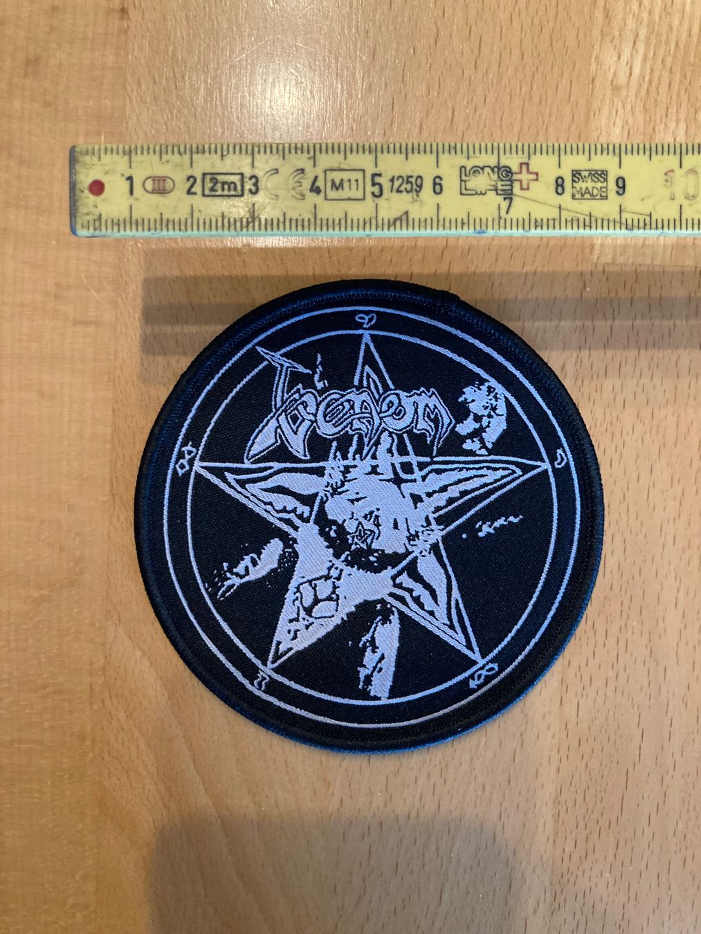 Toppe: Venom Patch Sticker Aufnäher Metal Rock Band – Nuovo (secondo la descrizione) da Horn venduto da abutre72
