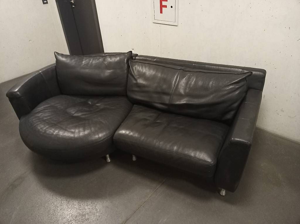 Divani: Artanova Leder Sofa schwarz – Usato da Baden venduto da cyrill690 1