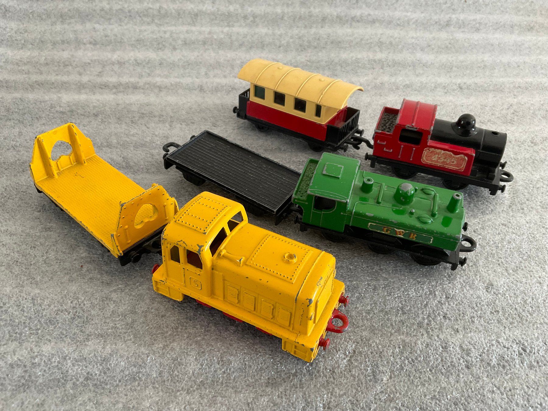 Modellini d'auto: Matchbox 3 Bähnli – Usato da Hasle b. Burgdorf venduto da Zappizepp 7