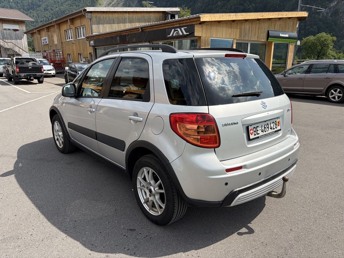 Suzuki Autos: Suzuki SX4 1.6l 4x4 – D'occasion à Brienz BE par mar_582m 3