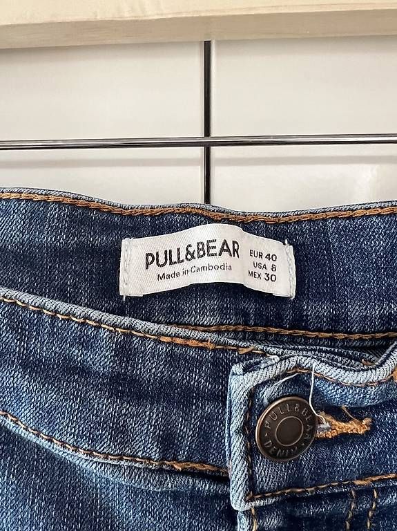 Pull&Bear Jeans: Pantalon - Jeans - Pull&Bear - taille 40 – Usato da Bossonnens venduto da noemie_01 1
