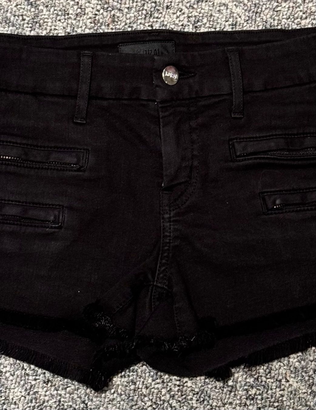 Pantaloni: Short noir pour l’été – Nuovo (secondo la descrizione) da Genève venduto da fto_sz8d 2