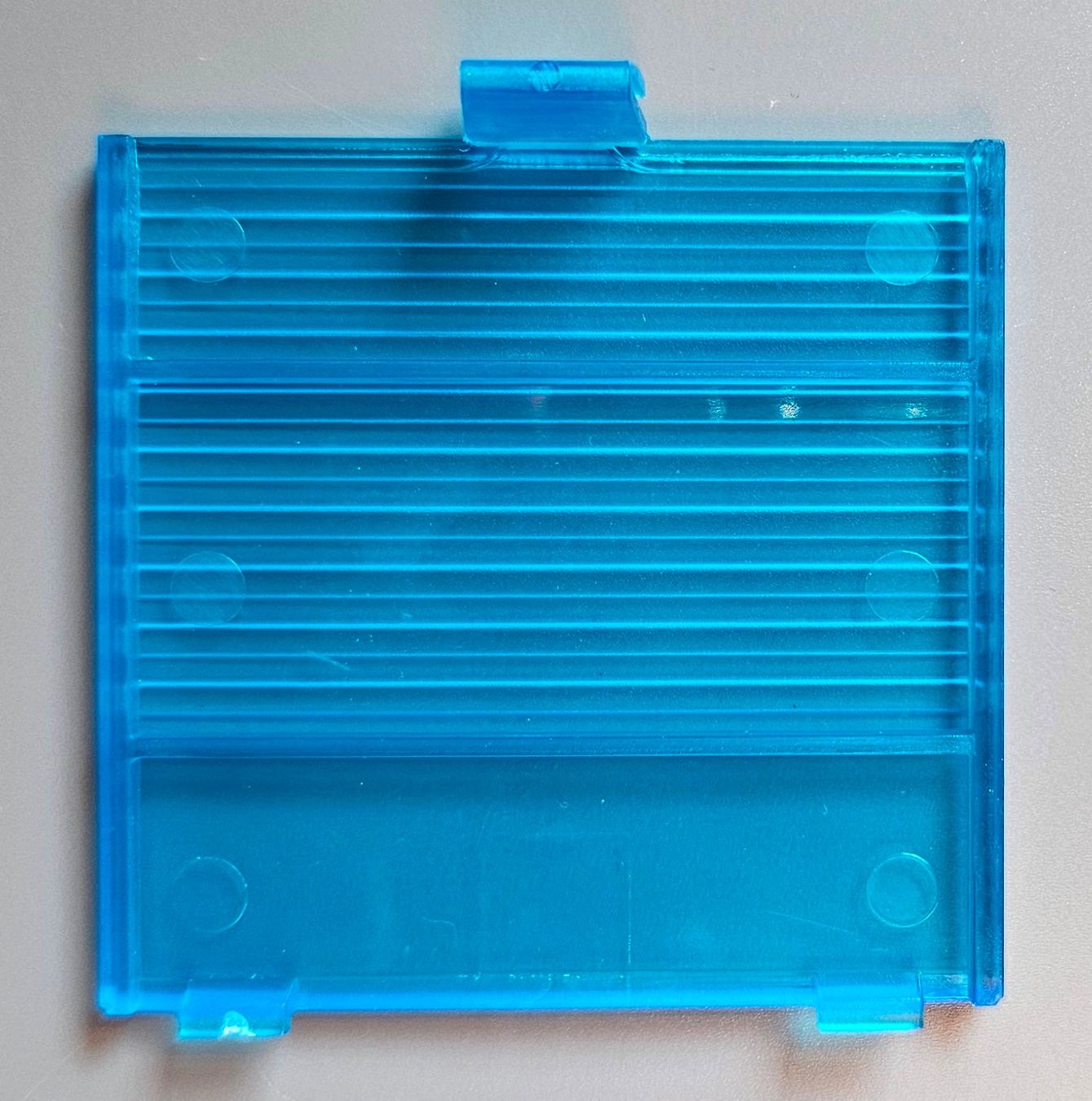 Nintendo Console: Game Boy Batteriefach Deckel clear blau – Nuovo (secondo la descrizione) da Brittnau venduto da leroyjethro 1