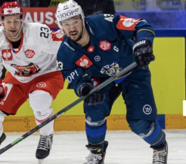 Ccm Caschi: Original EVZ Spielerhelm Jan Kovar #43 – Usato da Kallnach venduto da Chaesi89 1