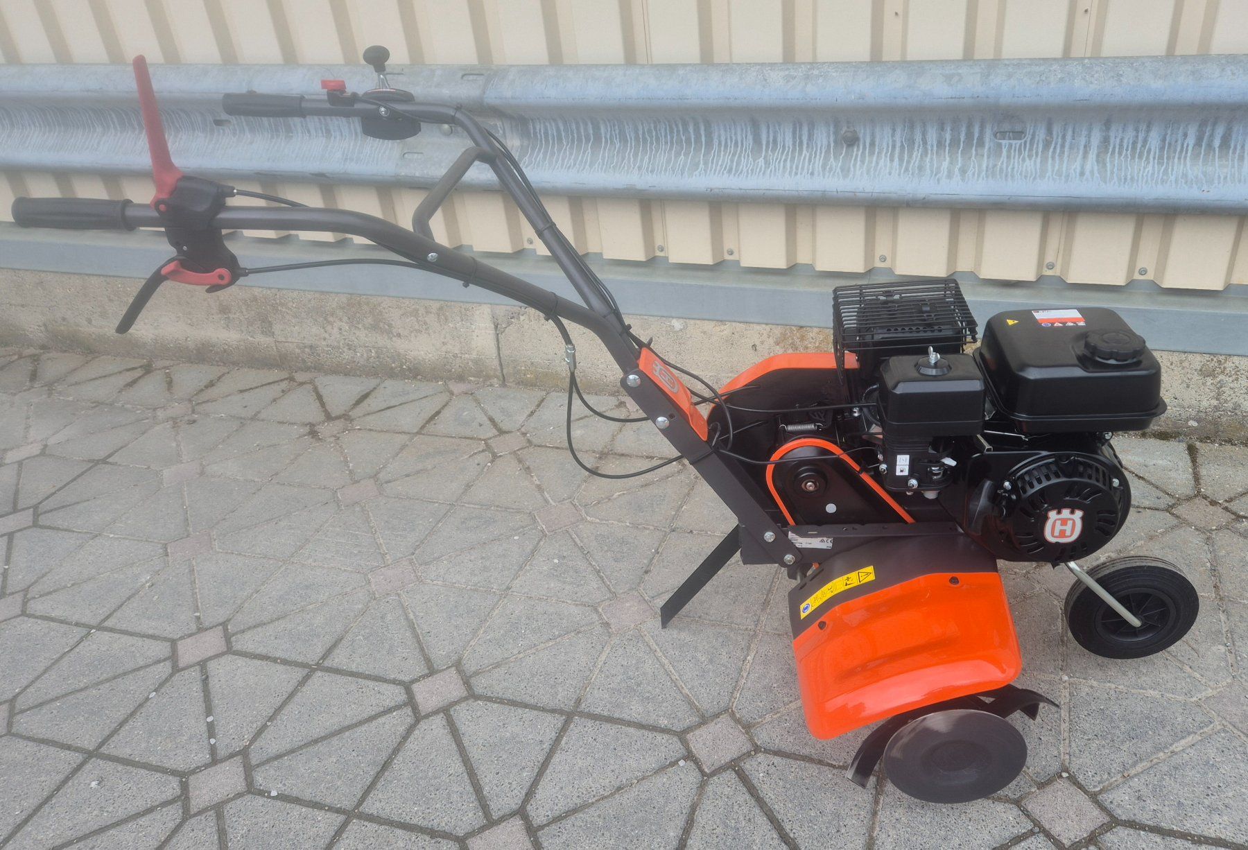 Tutte le macchine: Gartenhacke Husqvarna TF 325 – Nuovo (secondo la descrizione) da Schnottwil venduto da KLT2013 2