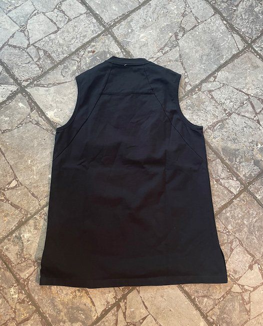 T-shirt: Designer Männer Tank Top, Grösse L – Usato da Zürich venduto da fashion_queen_zueri