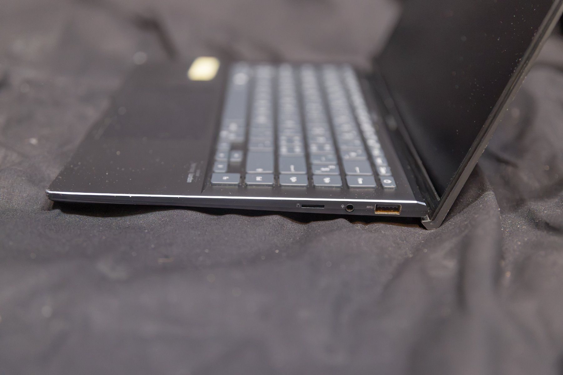 Asus Notebooks: Gebrauchter Laptop, ASUS Zenbook – Gebraucht aus Eschenbach SG von PCbase.ch 3