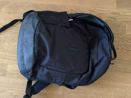 Rucksack Dakine schwarz mit Kühlfach guter Zustand