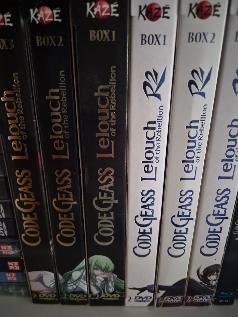 Tutti i DVDs: Code Geass Lelouch Staffel 1+2 DVDs Kaze Box Set De – Usato da Turbenthal venduto da NerdHeaven