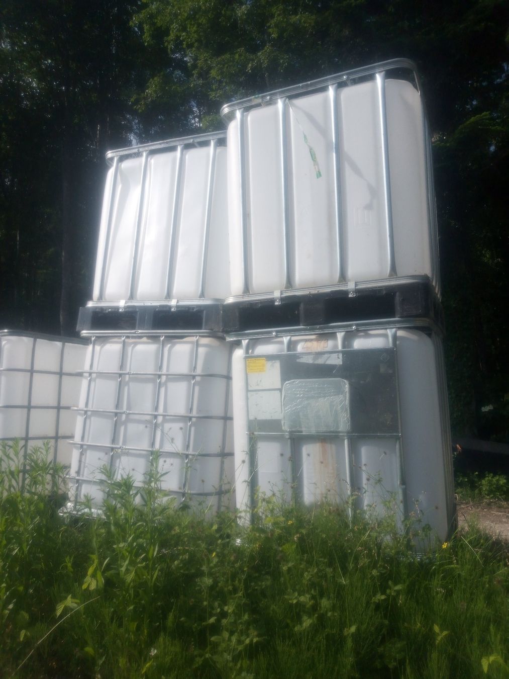Tränken & Tröge: Tank 1000 Liter IBC – Gebraucht aus Rüttenen von Dart4 1