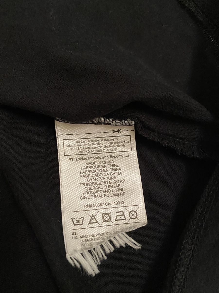 Adidas T-shirt: Adidas Tshirt – Usato da Opfikon venduto da Luis144 3