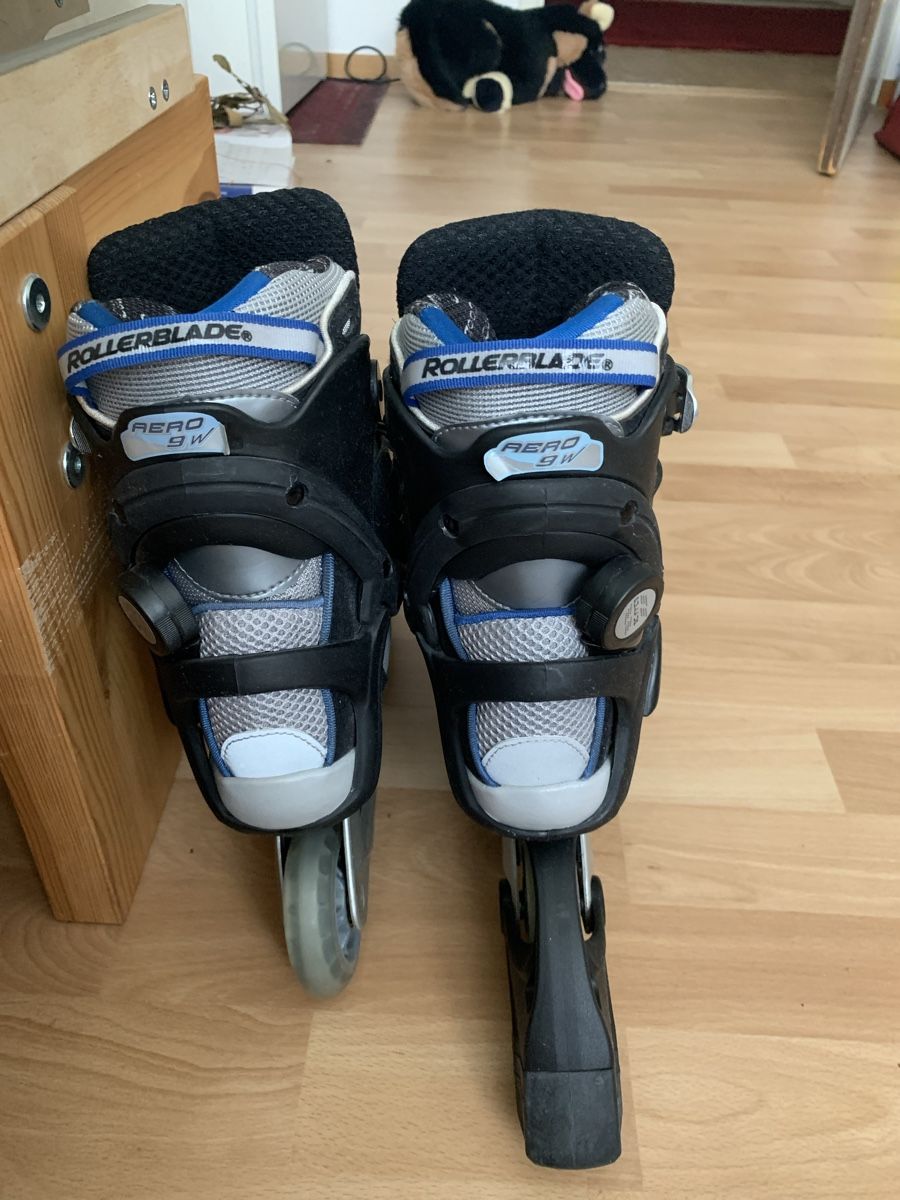 Pattini in linea & Pattini a rotelle: Rollerblade Aero 9W Inlineskates Gr. 40.5 + Schoner – Usato da Zürich venduto da RoNa0701 5