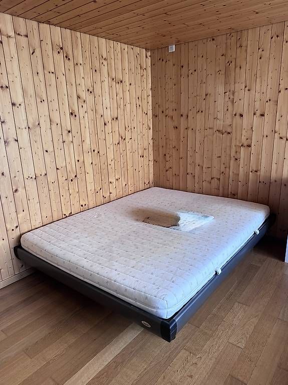 Letti: Bett 160cm x 200m – Usato da Aeschi bei Spiez venduto da Schweizer147