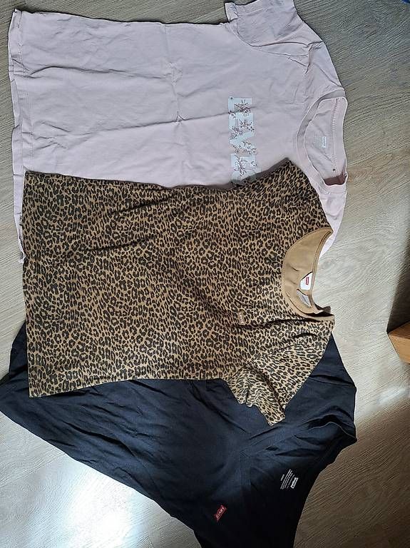 T-shirt: Levis Shirts Gr. S – Usato da Biel/Bienne venduto da Flowi 1