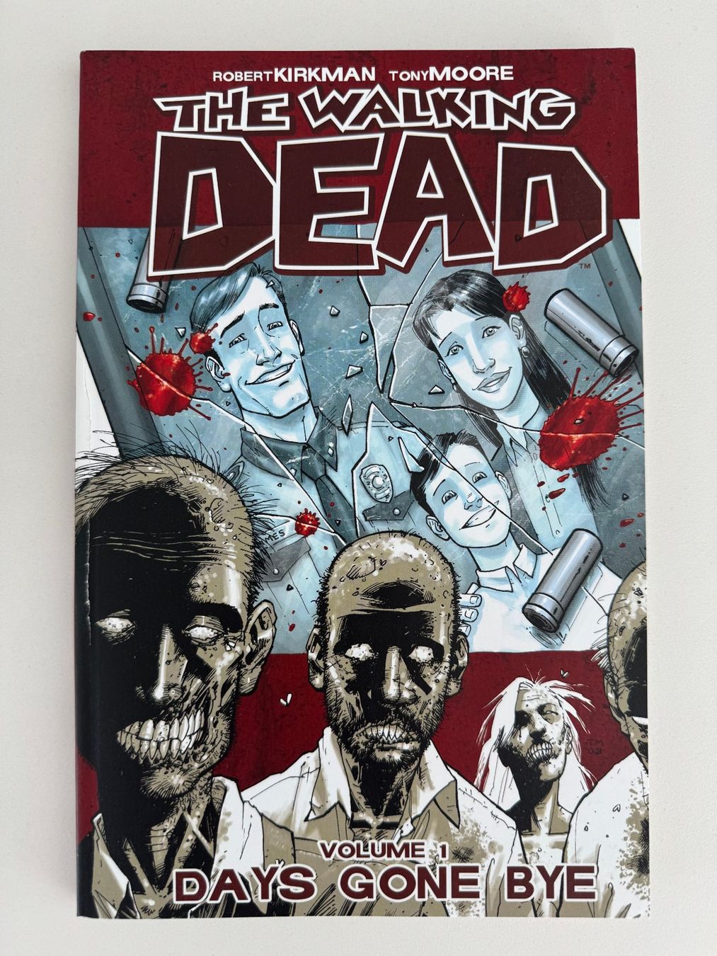 Comics: The Walking Dead - Comics – Gebraucht aus Weinfelden von Yenaris 1