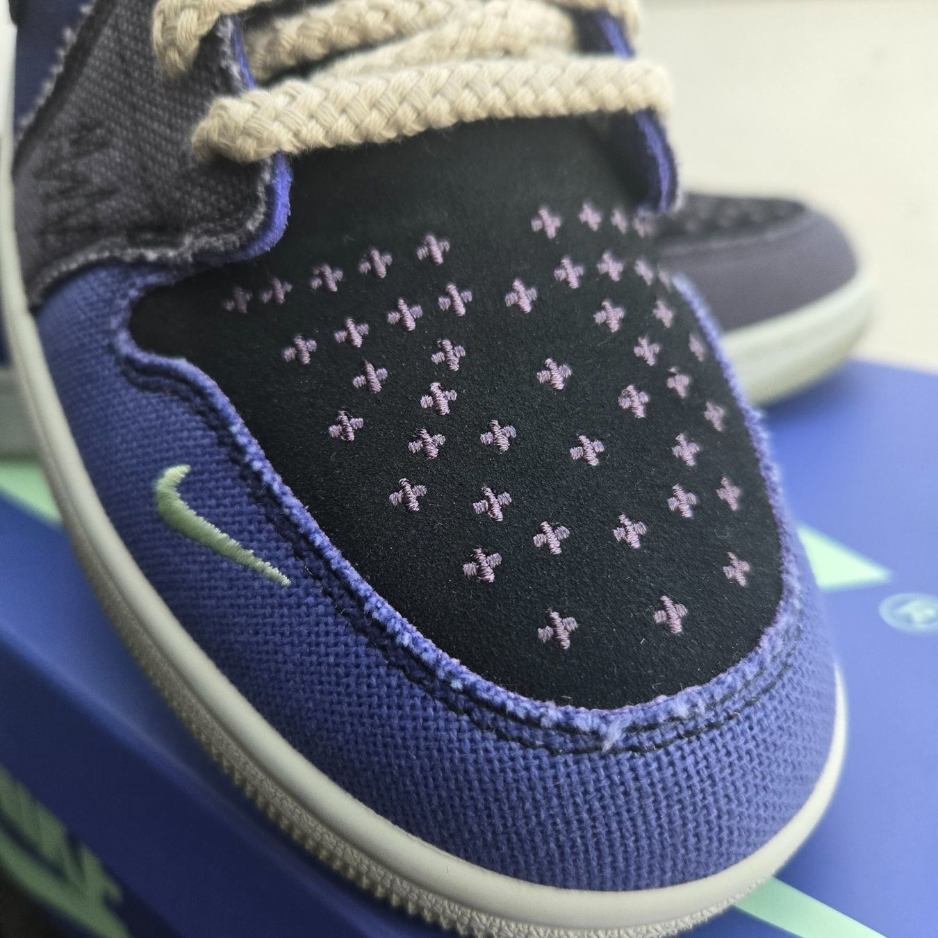 Jordan Scarpe da uomo: Jordan 1 Low Voodoo Alternate bleu – Nuovo e nell'imballaggio originale da Muttenz venduto da doudard 4