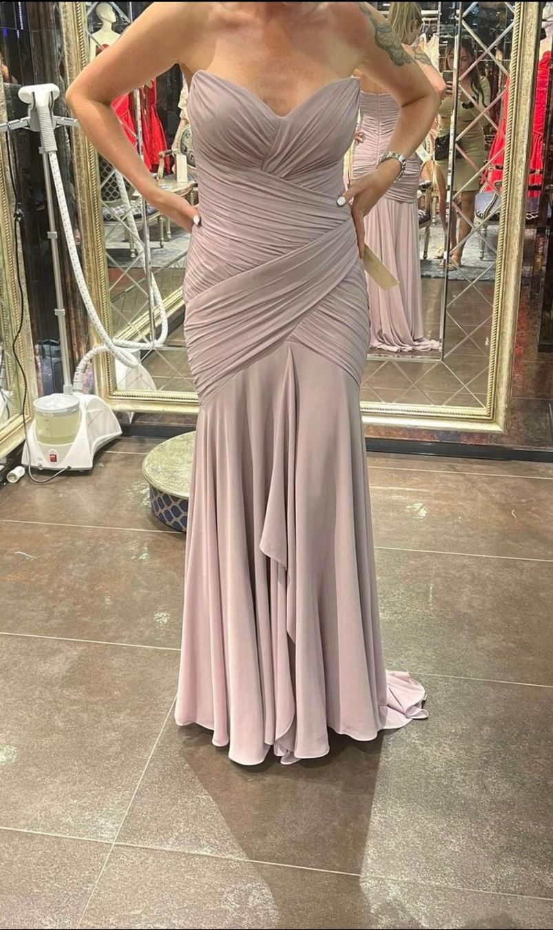 Vestiti: Festkleid – Usato da Winterthur venduto da EvaGio