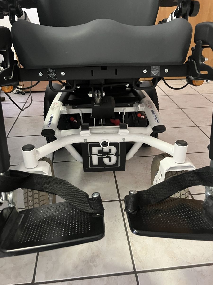 Sedie a rotelle: Elektrischer Rollstuhl Forest 3 – Usato da Oberuzwil venduto da Paga77 3