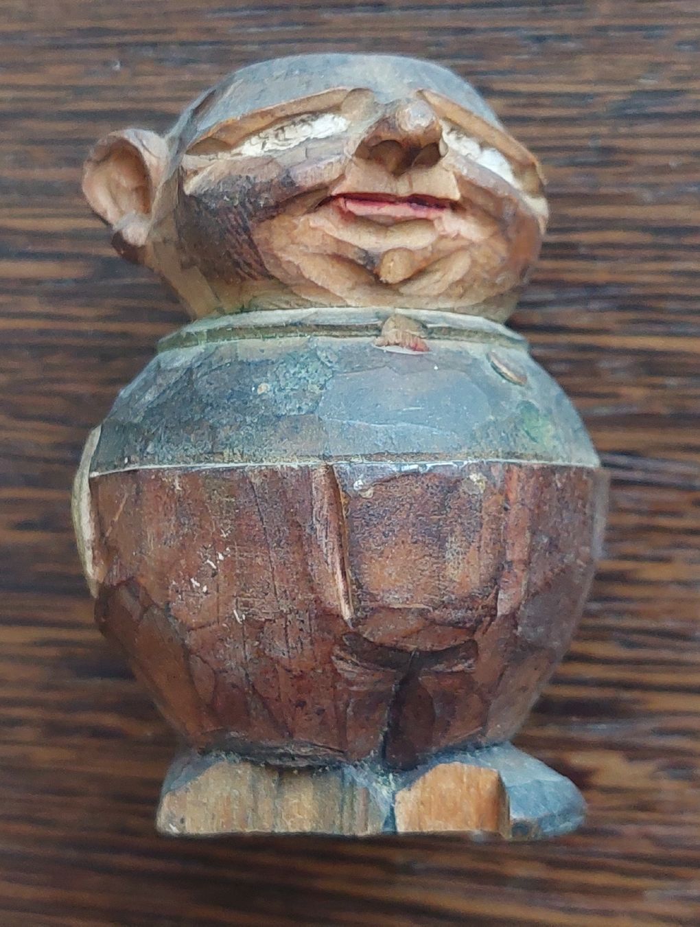 Statuette: Antike handgeschnitzte Holzfigur, Unikat! – Usato da Hochwald venduto da hupelcord