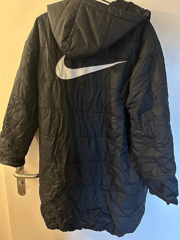 Nike Giacche: Nike Daunenjacke Gr. M – Usato da Basel venduto da tsulih 2