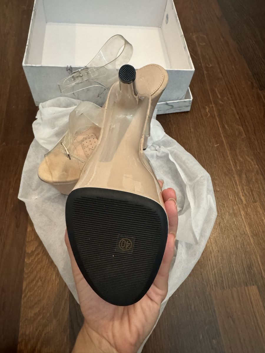 Scarpe da donna: Hellaheels, Grösse 40, 7in, beige – Usato da Dietikon venduto da min_cnk8 2
