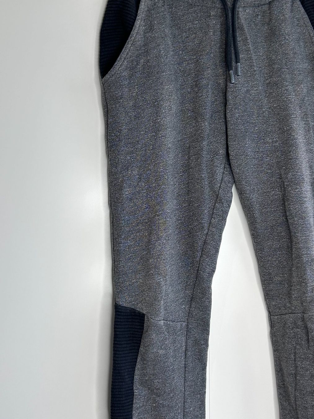 C&A Pantalons: C&A Joggers – D'occasion à St. Gallen par look-twice 1
