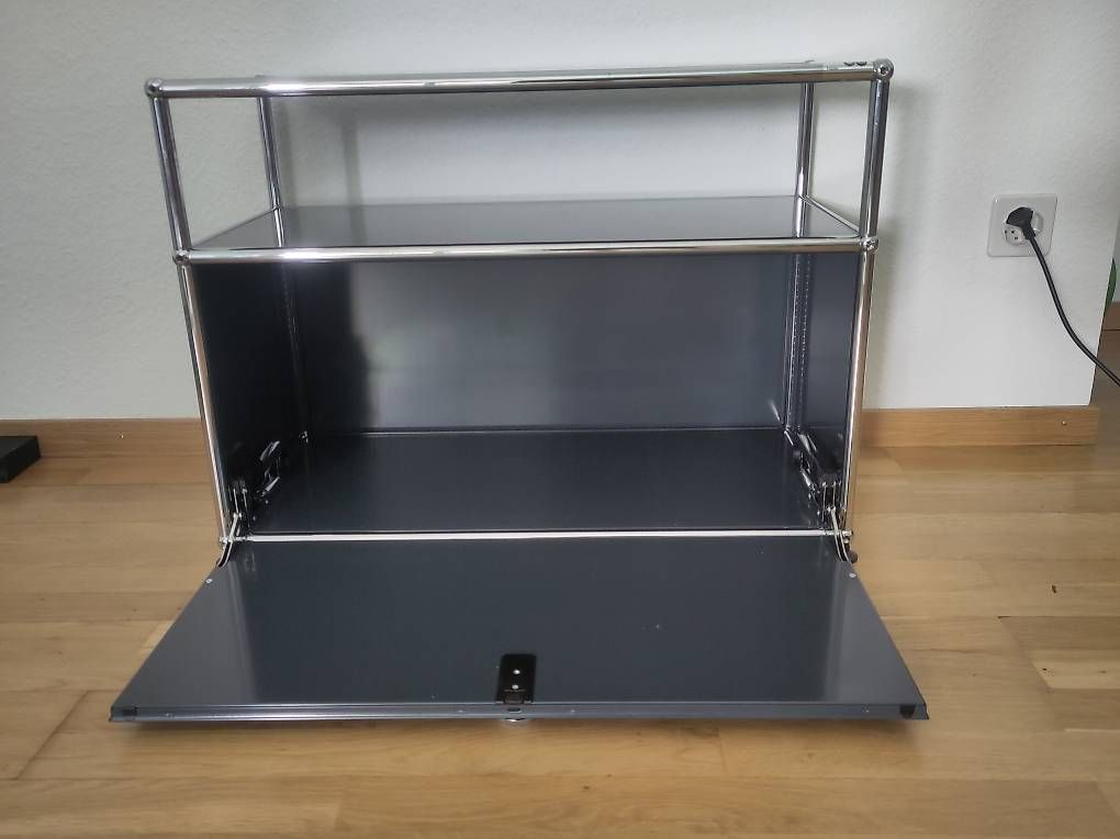 Scaffali: USM Haller Anthrazit  – Usato da Riehen venduto da fabio5895 1