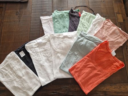 12 T-Shirts Damen verschiedene Farben Grösse S