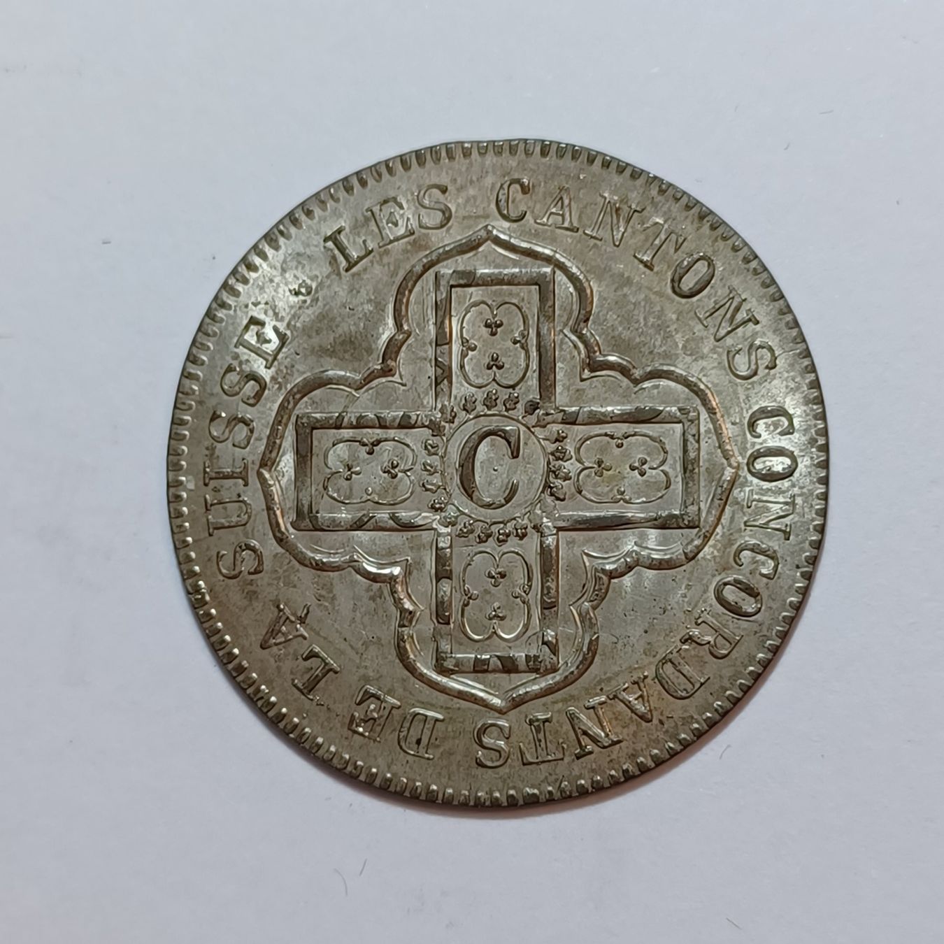 Tutti le monete: Batzen 1832 Waadt vz – Usato da Pfäffikon ZH venduto da Schweizer_Muenzen 1