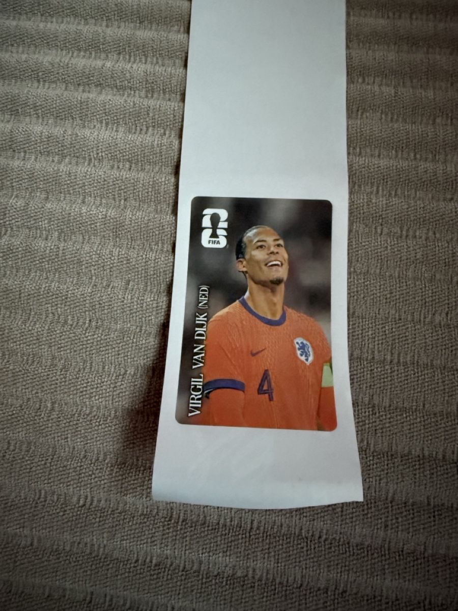 Panini Carte collezionabili: Panini coca extra sticker Virgil Van Dijk - CC6 – Nuovo (secondo la descrizione) da La Neuveville venduto da mypinguin