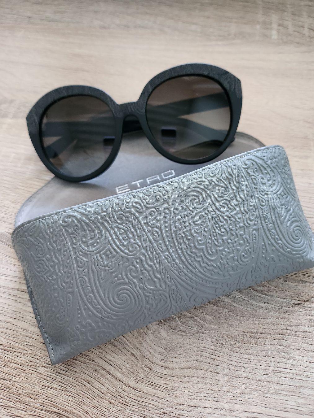 Etro Brillen & Gläser: Etro lunettes de soleil  – Neu und originalverpackt aus Sion von Minabo78 9