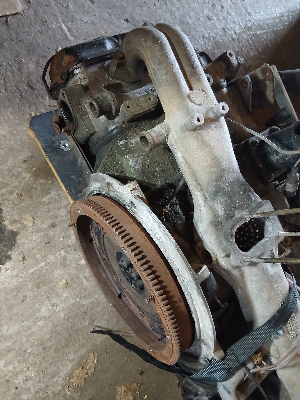 VW Motoren: VW BUS T3 Motor 1.9 lt. – Defekt aus Bennau von alsanjojo