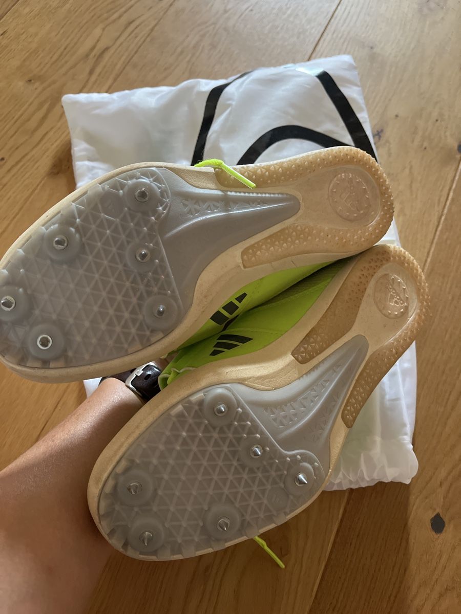 Adidas Scarpe da uomo: Weitsprung Nagelschuhe / Spikes – Usato da Balmberg venduto da Berglihof 1