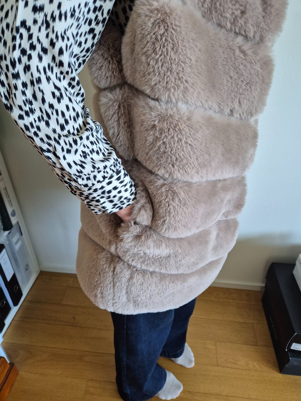 Gilet & Giacche senza maniche: Gillet imitation fourrure VIMODA - taille S – Nuovo (secondo la descrizione) da Genève venduto da Talhinho 2