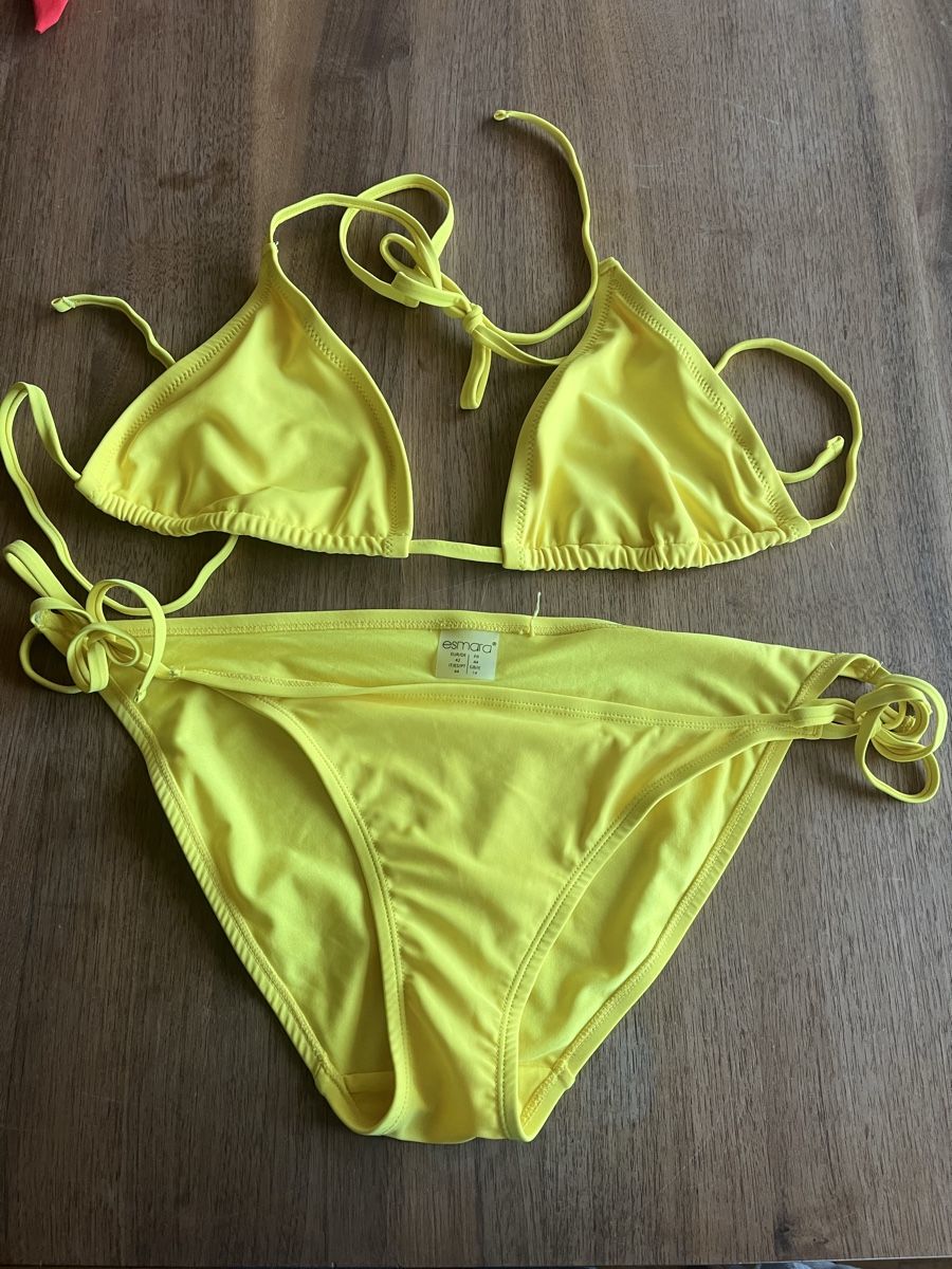 Maillots de bain & Bikinis: Bikini Gr 42 gelb – Neuf avec emballage d'origine à Aarberg par Jakaro 1