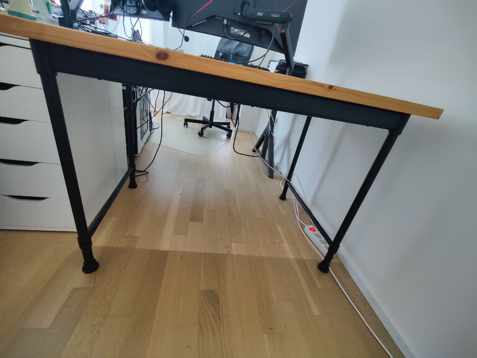 Ikea Schreibtische: Robuster Schreibtisch Industrial Style – Gebraucht aus Frauenfeld von jil_jgc6 4