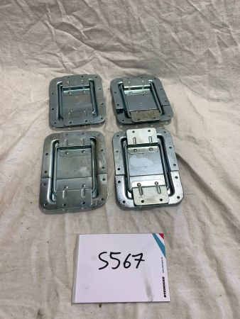 4x Deckelfeststeller in Schale für Flightcases (S567)