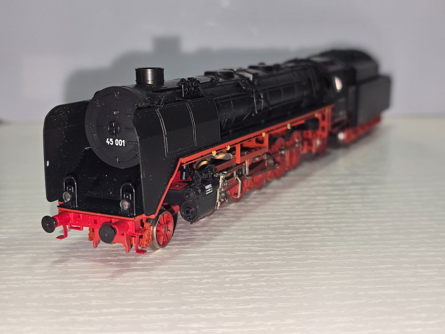 Liliput Modellini di ferrovie: Liliput 4501, DB, Br 45, Analog, Getriebe i.O., – Nuovo (secondo la descrizione) da Kloten venduto da Nicola2 2