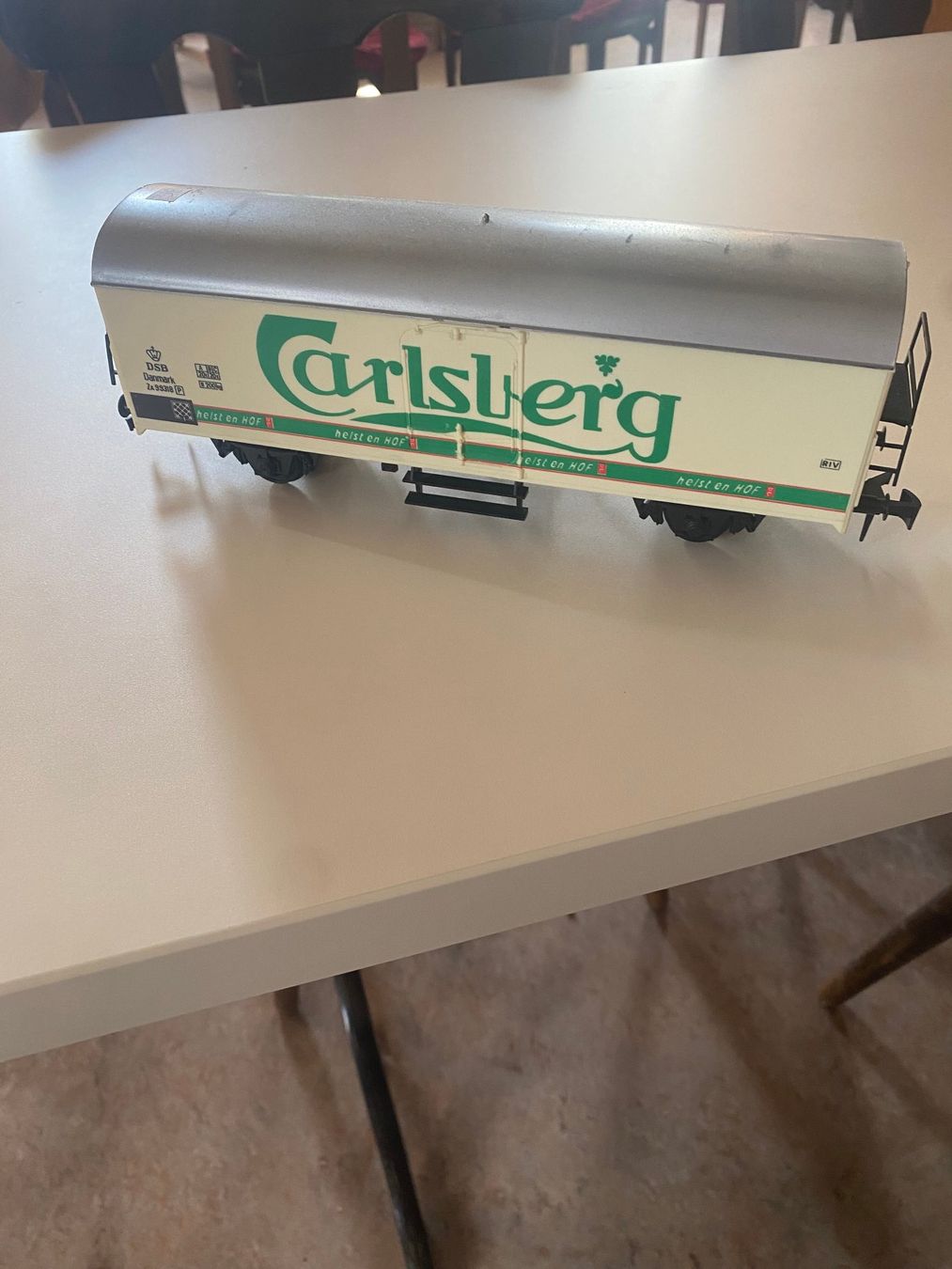 Lima Modellini di ferrovie: Spur0 Lima, gedeckter Güterwagen Carlsberg Danmark. – Usato da Diessenhofen venduto da Albin00