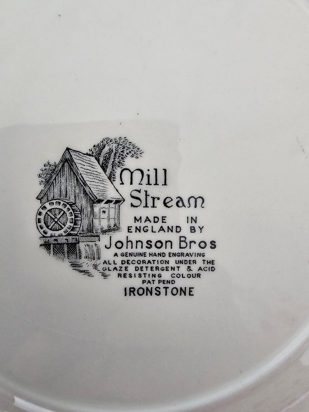 Johnson Brothers Teller: 4er SET VINTAGE TELLER "MILL STREAM" JOHNSON BROS ENGLAND  – Gebraucht aus Laupen BE von AUSSIEGIRL1109 1