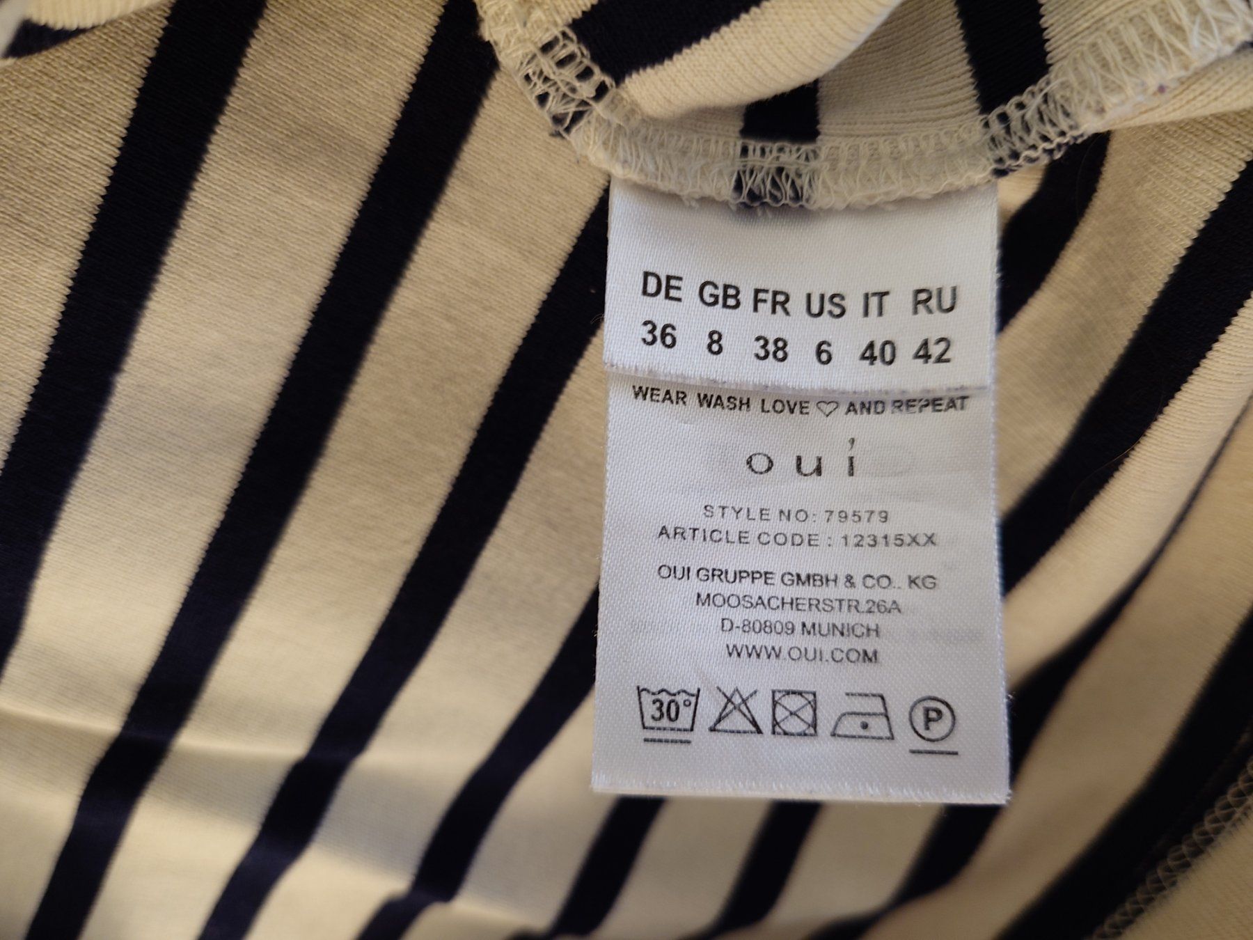 Maglioni & Felpe: Pullover mit Aufschrift "Oui Oui" | beige/dunkelblau | S – Usato da Muri AG venduto da komich4 5