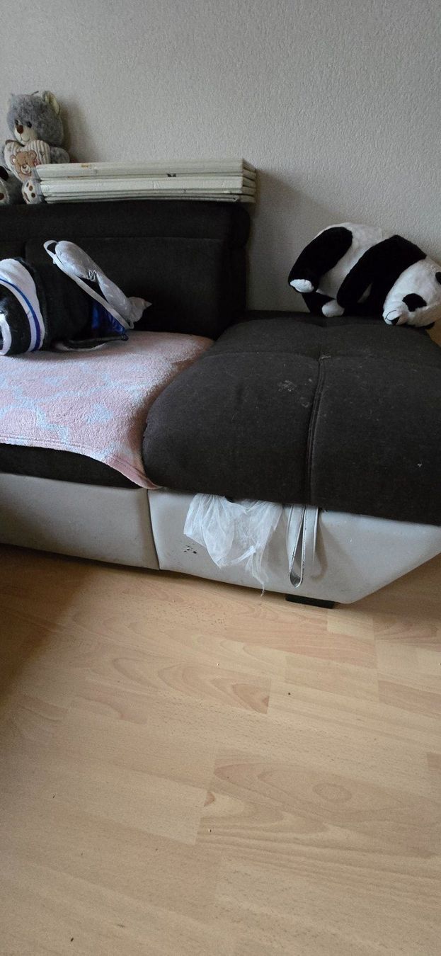 Sofas: Ecksofa mit Schlaffunktion dunkelgrau gebraucht – Gebraucht aus Mägenwil von Sleidina 2