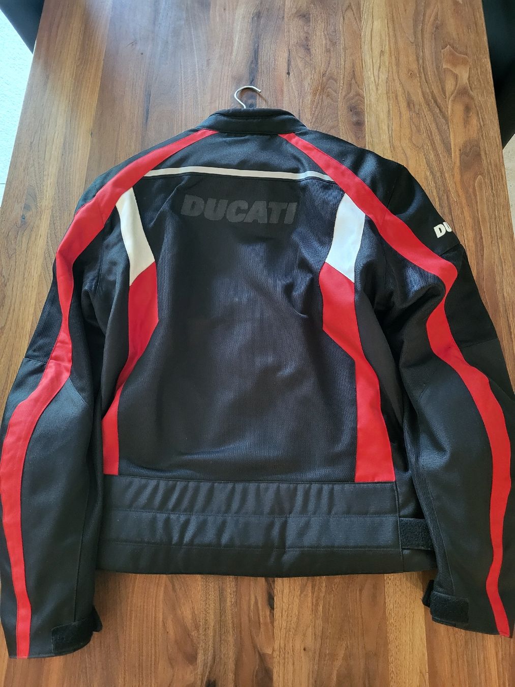 Ducati Giacche: Ducati 3XL Sommerjacke – Nuovo (secondo la descrizione) da Fruthwilen venduto da Mostro-Medusa 3