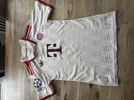 Bayern münchen Trikot 24/25 Spielerversion Grösse S Kane 9
