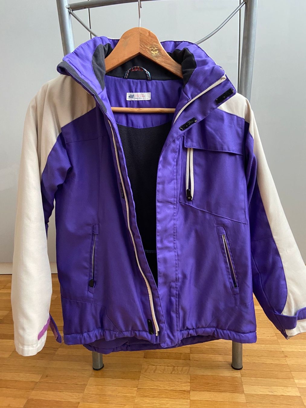 Vestes & Manteaux: Winterjacke / Veste d’hiver – D'occasion à Basel par OK2010