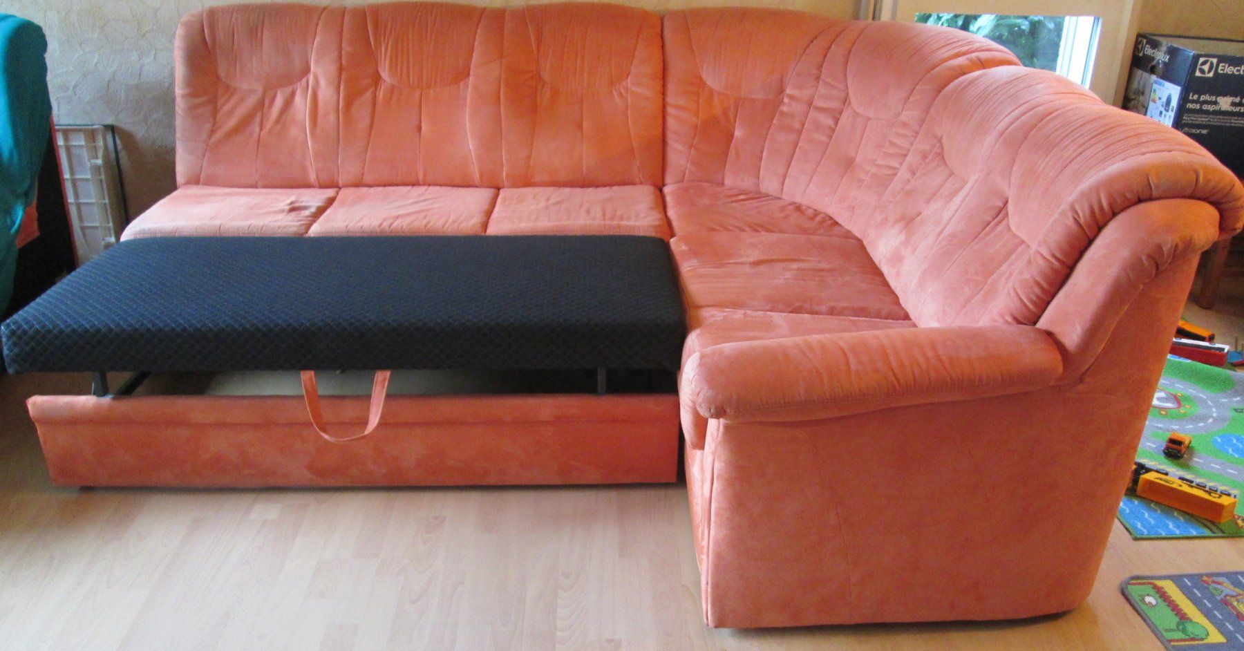 Divani: GRATIS! Gemütliches Ecksofa mit Schlaffunktion in Terrakotta – Usato da döttingen venduto da Gorbs1 2
