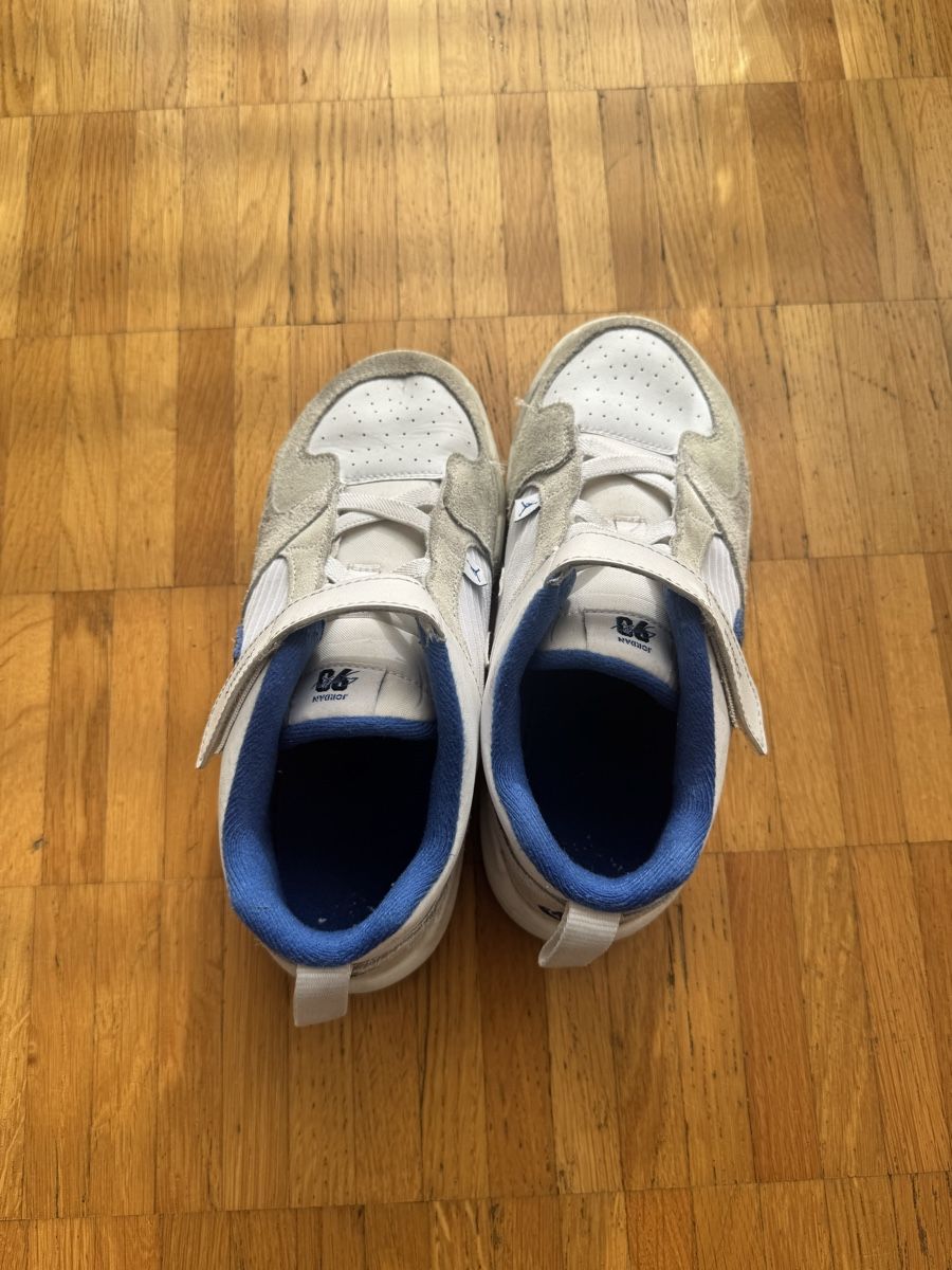 Jordan Scarpe per ragazzi: Jordan Sneaker Kinder Gr. 35 – Usato da Zürich venduto da And1_G 3
