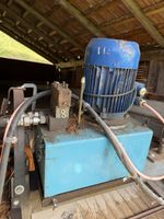 Hydraulikaggregat mit Elektromotor blau gebraucht Von Entmis